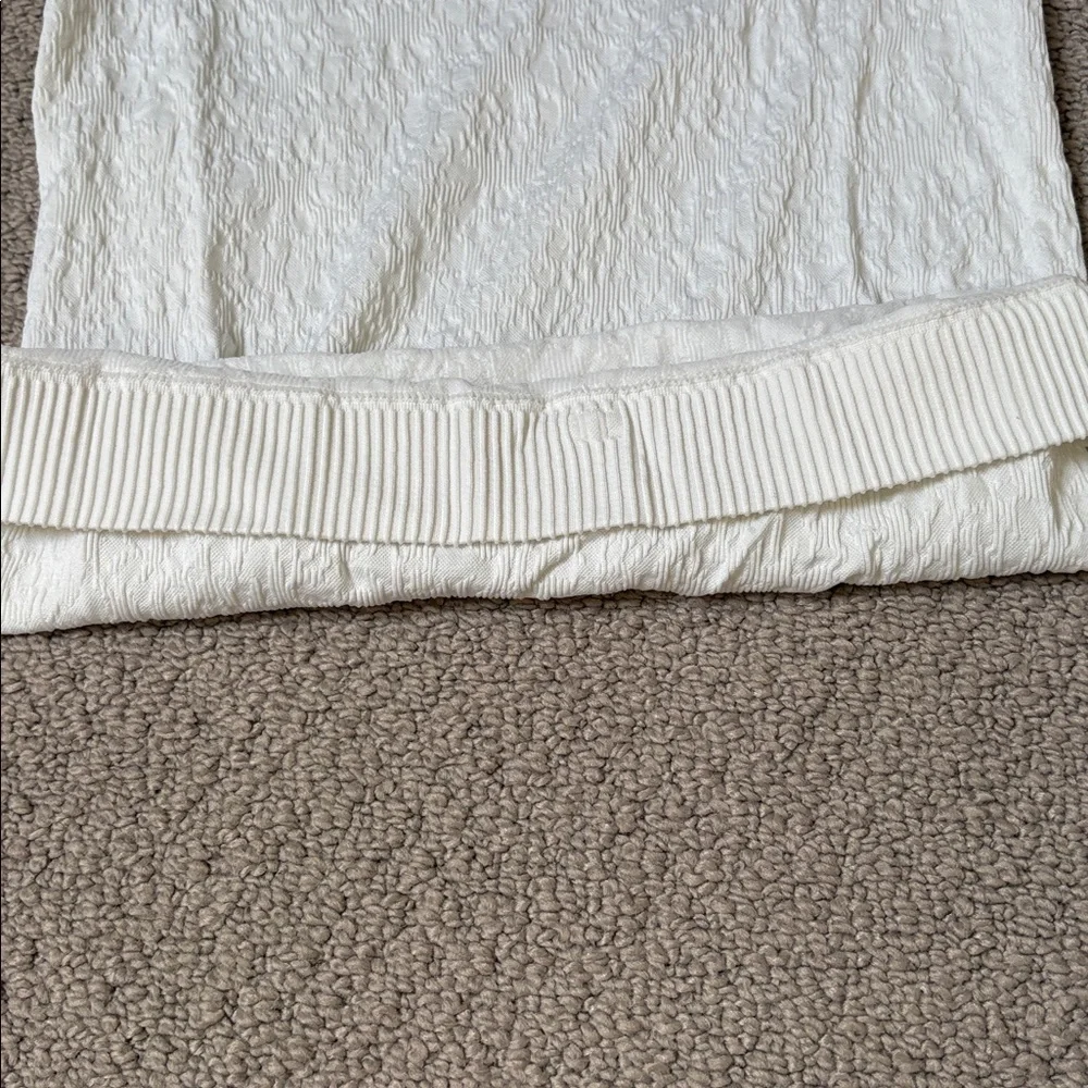 Lululemon long sleeve top - Picture 5 of 8